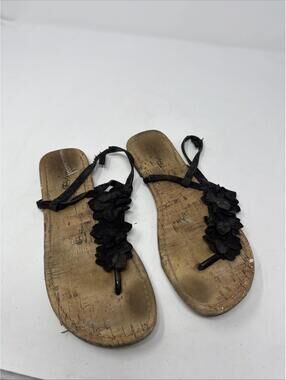 Faded Glory Size 4 Flip Flops
